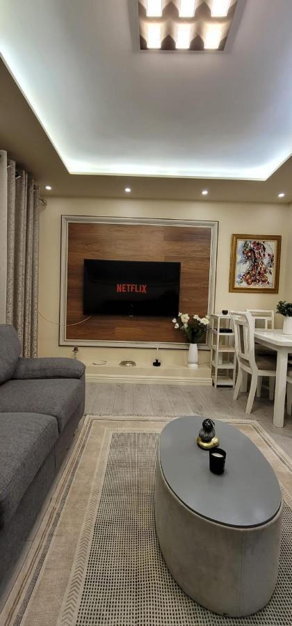 New Bazar Luxury Apartment 地拉那 外观 照片